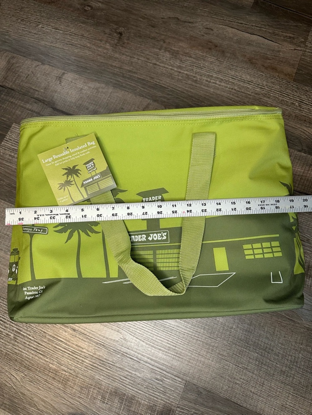 NWT Trader Joe’s Olive Green Insulated Tote Cooler Bag - Picture 3 of 5